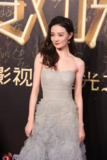 徐璐影视盛典红毯照，大尺度爆乳露胸礼服，高清4K分辨率原图无修