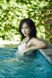 赵予熙海滩泳装定妆照生图写真