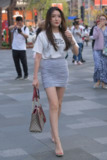 精选街拍作品|性感褶皱包臀裙美女
