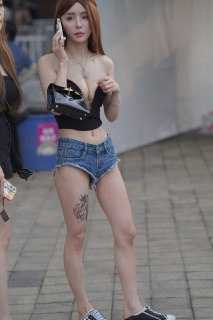 精选街拍作品|火辣露m热裤女生